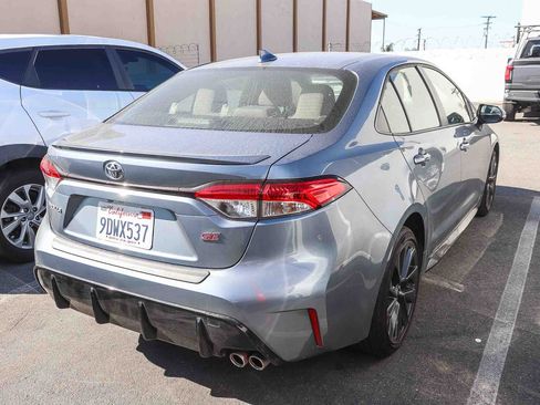Used 2023 Toyota Corolla SE w/ SE Premium Package image 10