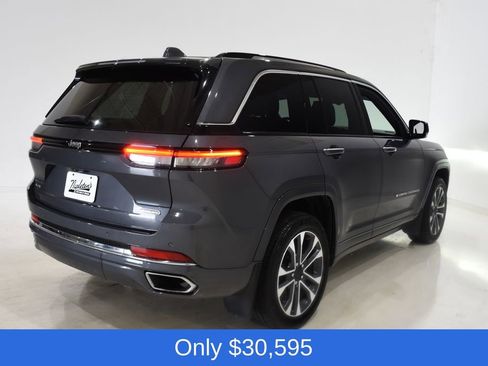 Used 2023 Jeep Grand Cherokee Overland image 4
