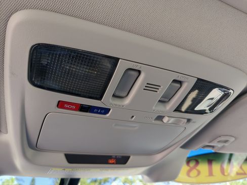 Used 2018 Subaru Legacy 2.5i Limited image 20