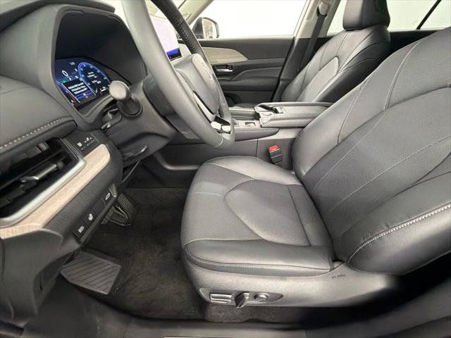 Certified 2026 Toyota Grand Highlander FWD image 22