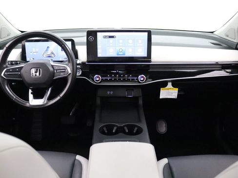 Used 2024 Honda Prologue Touring image 17