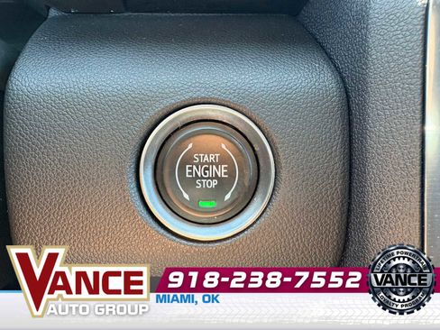 Used 2025 GMC Acadia Elevation FWD image 28