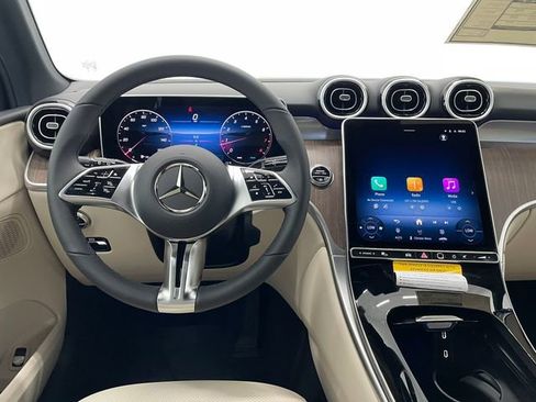 New 2026 Mercedes-Benz GLC 300 GLC 300 image 3
