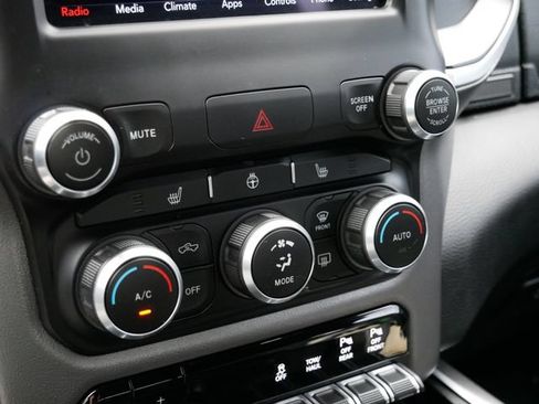 Used 2019 RAM 1500 Big Horn AWD/4WD image 22