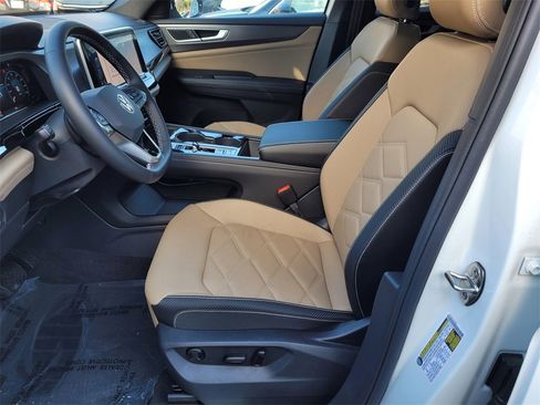 New 2024 Volkswagen Atlas Cross Sport SE image 6