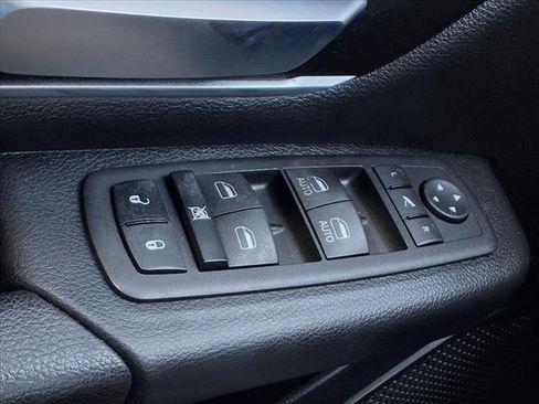 Used 2022 RAM 1500 Lone Star image 21