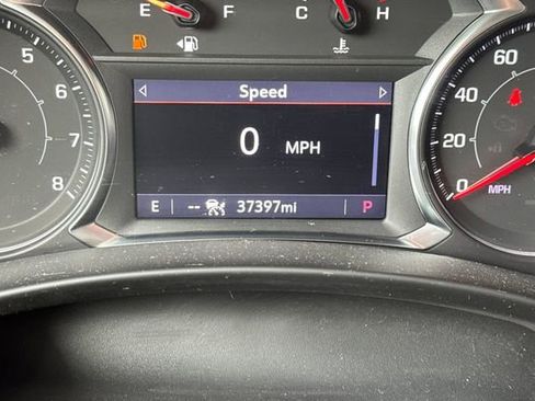 Used 2022 GMC Terrain SLT w/ Tech Package AWD/4WD image 27