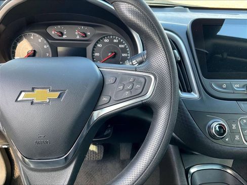 Used 2023 Chevrolet Malibu LT FWD image 22