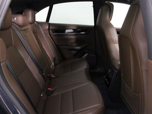 Used 2025 Porsche Macan 4 Electric image 30