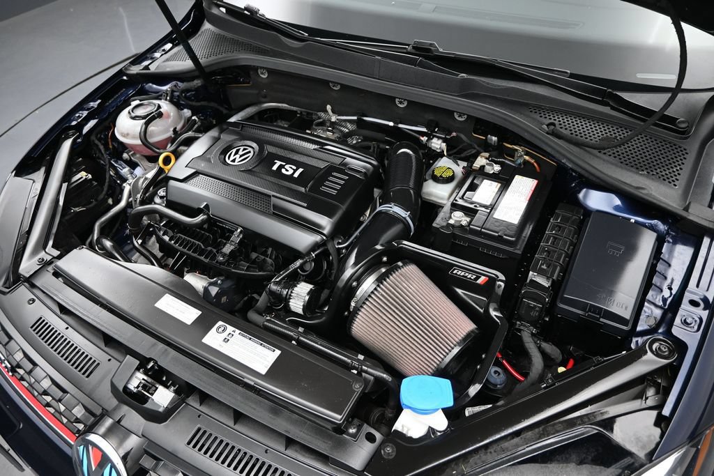 Used 2018 Volkswagen GTI S FWD image 3