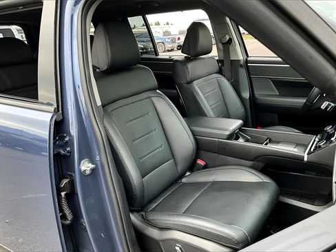 Used 2025 Hyundai Santa Fe Limited image 7