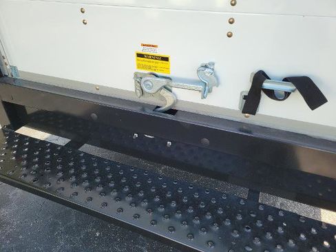 New 2025 Chevrolet Express 3500 w/ Power Convenience Package image 7