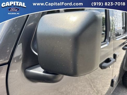 Used 2020 Jeep Gladiator Sport w/ Quick Order Package 24S AWD/4WD image 12