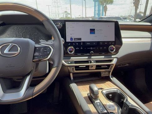 Used 2025 Lexus RX 350 Premium w/ Convenience Package image 13