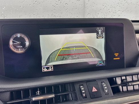 Used 2019 Lexus ES 350 F Sport w/ Accessory Package 2 FWD image 10