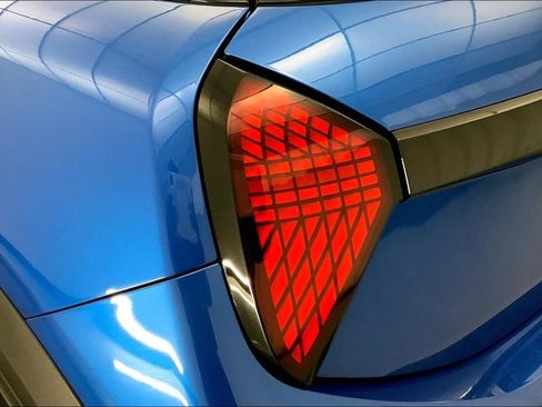 Certified 2025 MINI Cooper S FWD image 28