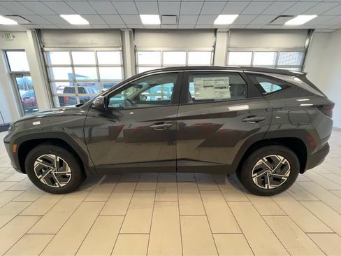 New 2026 Hyundai Tucson Blue SE AWD/4WD image 12