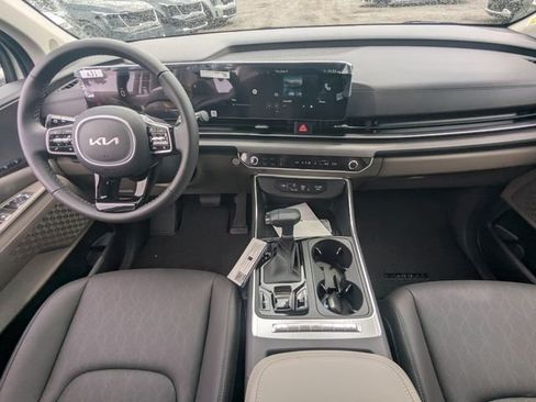 New 2026 Kia Carnival EX FWD image 15