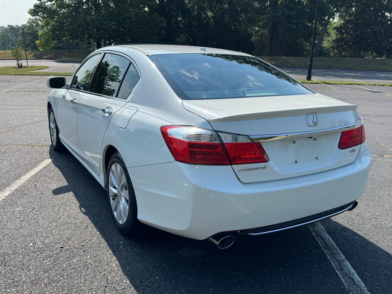 Used 2013 Honda Accord EX-L image 10