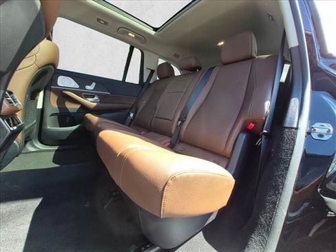 Certified 2024 Mercedes-Benz GLS 450 4MATIC image 18