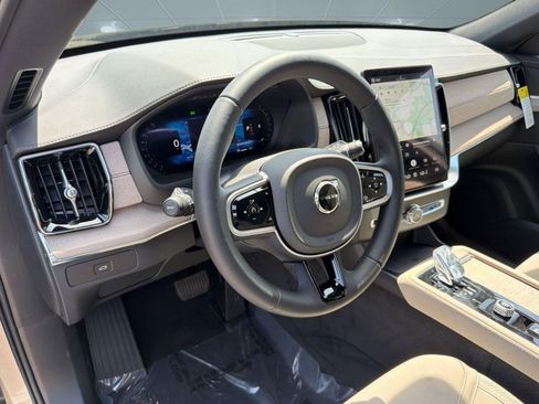 New 2026 Volvo XC90 B5 Core w/ Protection Package image 4