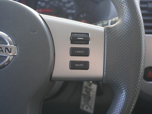 Used 2019 Nissan Frontier SV image 18