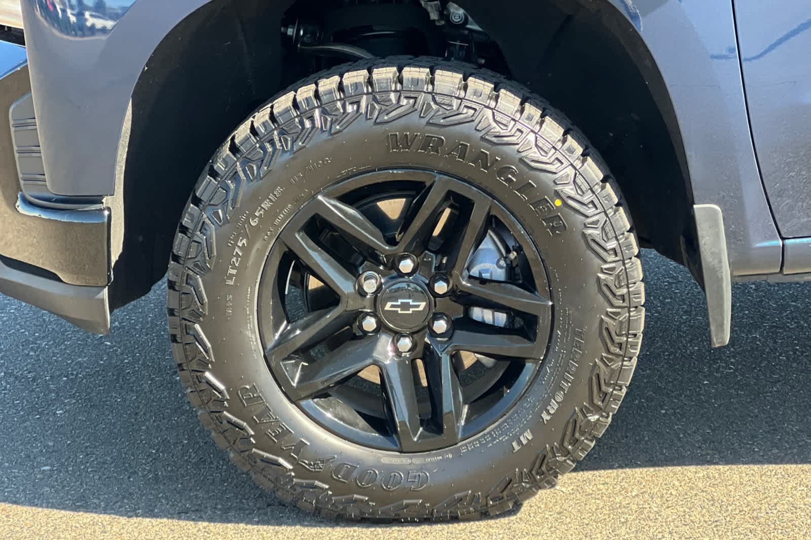 Used 2021 Chevrolet Silverado 1500 LT Trail Boss w/ Convenience Package II AWD/4WD image 31