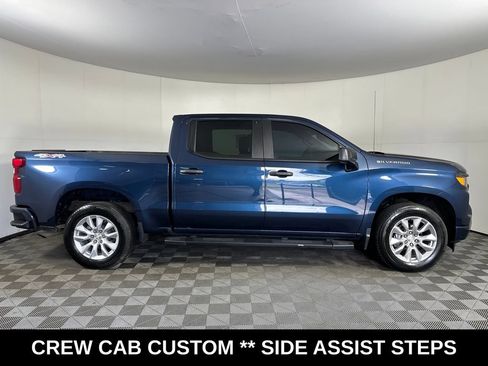 Used 2022 Chevrolet Silverado 1500 Custom AWD/4WD image 6