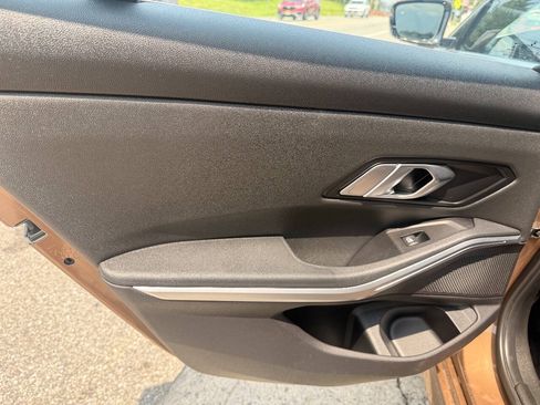 Used 2019 BMW 330i xDrive Sedan w/ Convenience Package AWD/4WD image 8