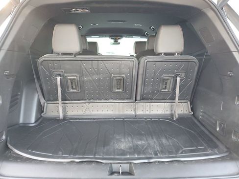 Used 2023 Chevrolet Traverse RS w/ LPO, Floor Liner Package image 32