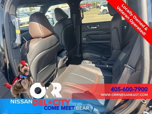 New 2026 Nissan Armada SL w/ Captain's Chari Seat Package RWD image 13