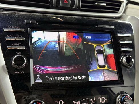 Used 2015 Nissan Murano Platinum w/ Platinum Technology Package AWD/4WD image 25