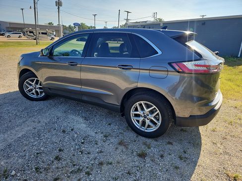 Used 2022 Ford Edge SEL w/ Convenience Package AWD/4WD image 7