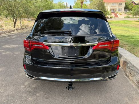 Used 2019 Acura MDX w/ Technology Package FWD image 4