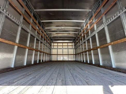 Used 2019 Ford E-350 and Econoline 350 Super Duty w/ Power Windows & Locks Group image 8