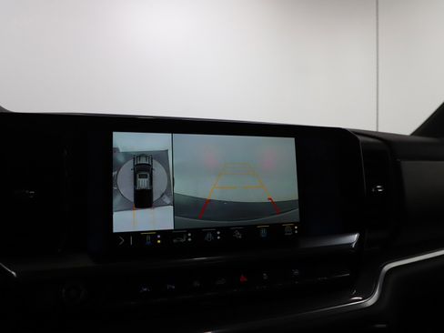 Used 2022 Chevrolet Silverado 1500 High Country w/ High Country Premium Package image 29