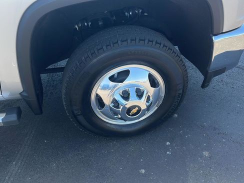 Used 2022 Chevrolet Silverado 3500 LTZ w/ LTZ Convenience Package AWD/4WD image 33