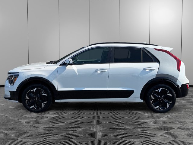 Used 2023 Kia Niro Wave FWD image 2