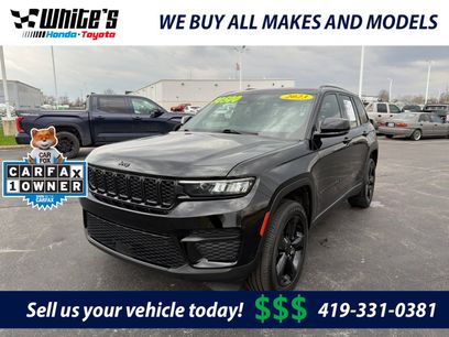 Used 2023 Jeep Grand Cherokee Altitude
