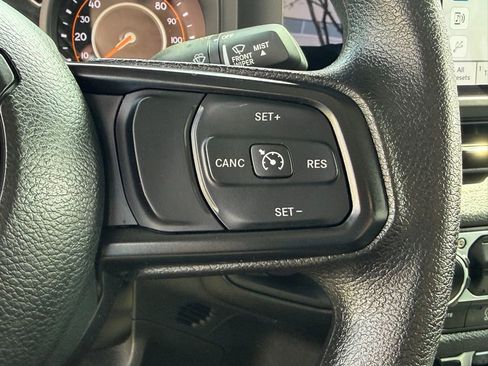 Used 2024 Jeep Gladiator Sport image 21