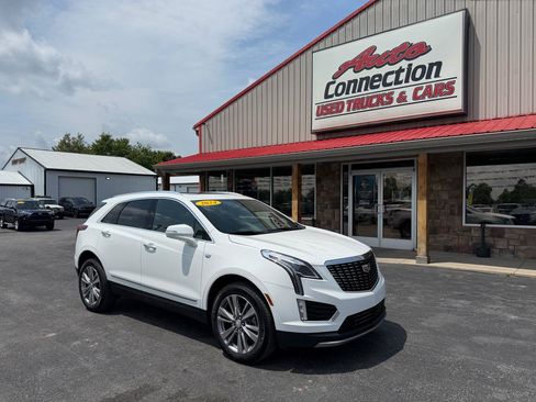 Used 2024 Cadillac XT5 Premium Luxury AWD/4WD image 2