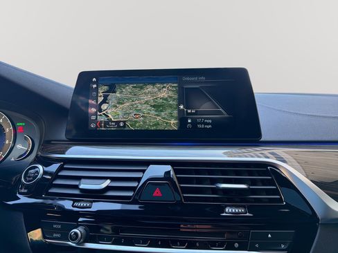 Used 2018 BMW 540i xDrive w/ M Sport Package AWD/4WD image 20