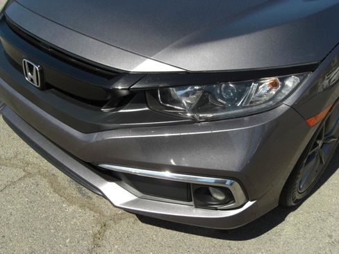 Used 2021 Honda Civic EX image 5