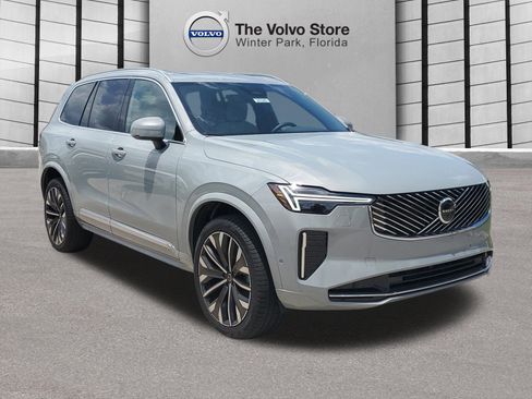 Used 2026 Volvo XC90 B6 Plus w/ Protection Package Premier AWD/4WD image 3