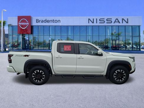 Used 2023 Nissan Frontier PRO-4X w/ Technology Package AWD/4WD image 4