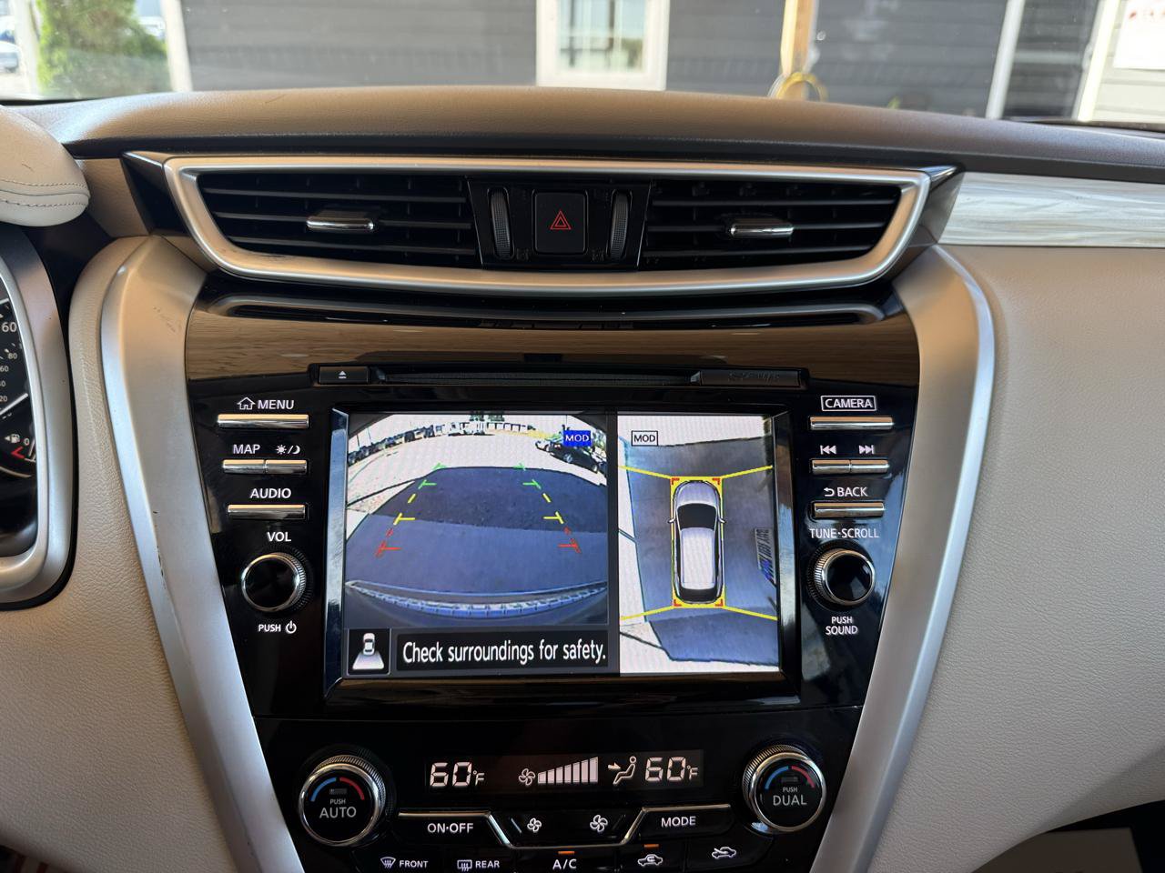Used 2015 Nissan Murano Platinum w/ Platinum Technology Package AWD/4WD image 35