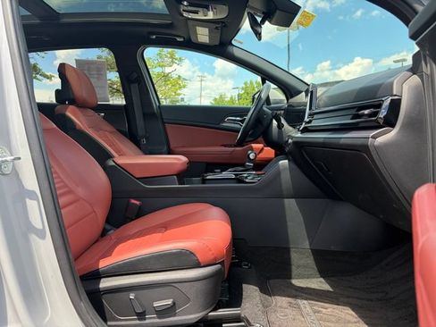 Certified 2023 Kia Sportage SX FWD image 23