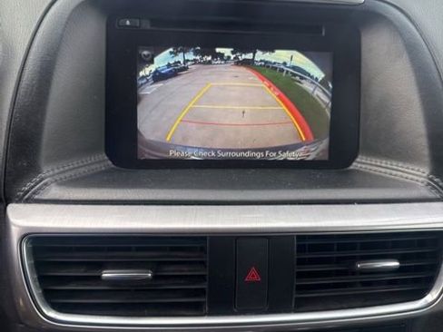 Used 2016 MAZDA CX-5 Touring w/ Bose/Moonroof Package FWD image 9
