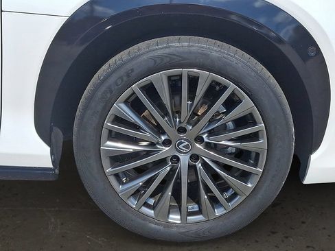 Used 2024 Lexus RZ 450e Premium w/ Accessory Package (2T) AWD/4WD image 9
