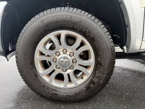 Used 2018 RAM 2500 Laramie w/ Snow Chief Group AWD/4WD image 27
